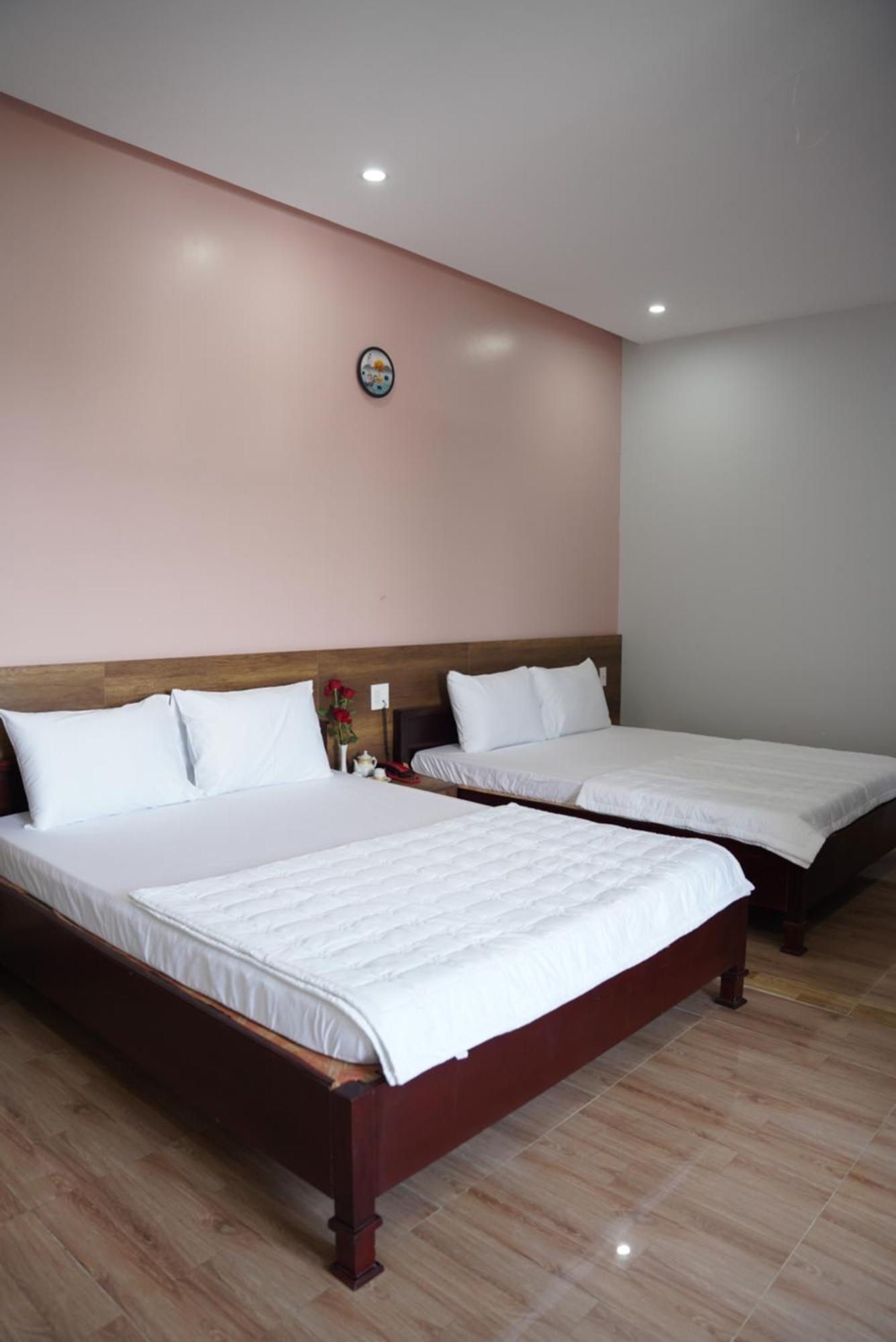 Hotel Khách Sạn Đế Vương Cao Lãnh Exterior foto